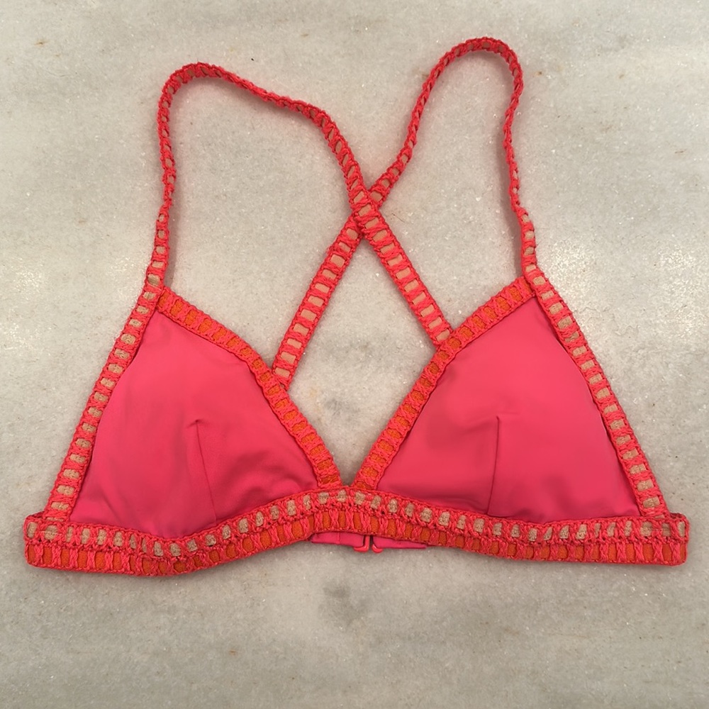 Victoria’s Secret crochet bikini top - M